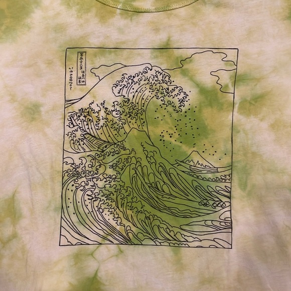 Pacsun/LA green tie-dyed tshirt. Womens size M. Black drawing of wave on front. - Picture 2 of 5